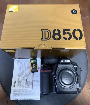 綺麗 Nikon D850 箱と説明書付き