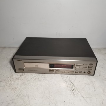 ONKYO C-303 CD PLAYER ジャンク　最終出品