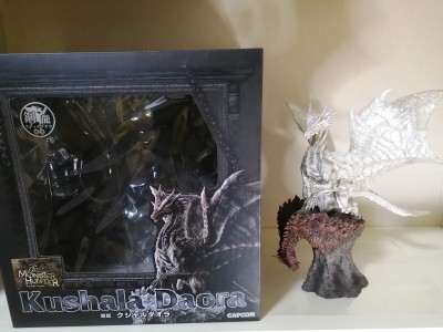 【脱皮】クシャルダオラ　鋼龍　クリエイターズモデル　モンスターハンター
