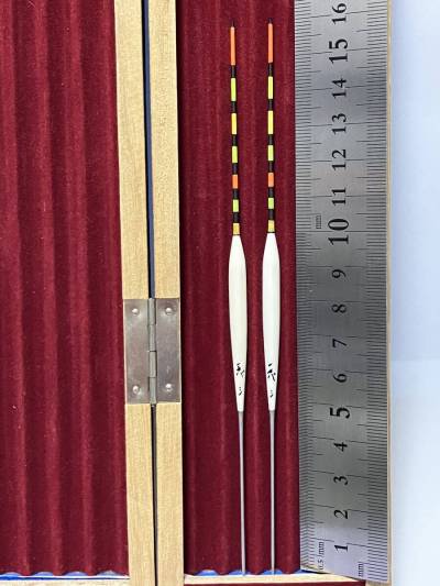 一志　銘不明　羽一本取り　浅棚　パイプトップ　3番２本