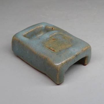 【東】清時代 天青釉 方形小硯 文房珍品　書道具　中国美術　lot:11420