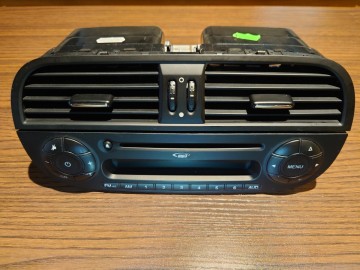 FIAT&ABARTH フィアットやアバルトの純正オーディオ、ジャンクを1円売り切りです