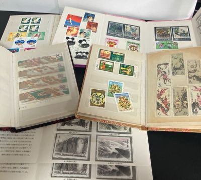 中国切手アルバム　まとめて！ 中国人民郵政 アンティーク バラ切手 コレクション　抜け部分あり　★19