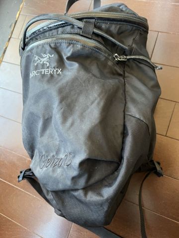 ARC&rsquo;TERYX Cierzo18黒アークテリクス