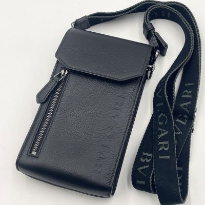 【未使用級】ブルガリ BVLGARI ブルガリマン 292326 ショルダーバッグ 肩掛け 斜め掛け クロスボディバッグ サッコシュ レザー ブラック