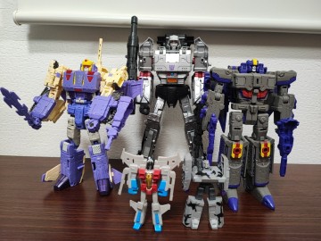 トランスフォーマーレジェンズ　LG13 40 59メガトロン　アストロトレイン　ブリッツウイング　セット