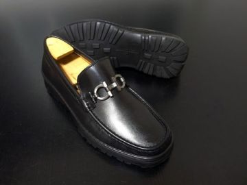 使用少 フェラガモ 7.5EE Ferragamo ガンチーニ ソフトスリッポン ローファー 黒 1290