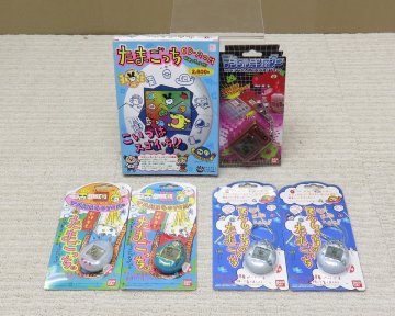 中古 たまごっち まとめ売り 動作未確認 TAMAGOTCHI 小型ゲーム機 てんしっち 新種発見!! 初代 携帯ゲーム BANDAI デジタルモンスター