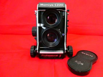 Mamiya C220 f professional F SEKOR S 80mm 1:2.8 マミヤ 二眼レフカメラ