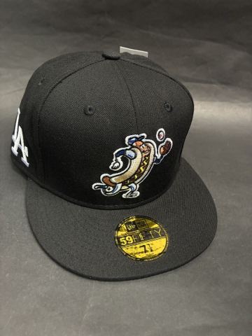 ニューエラ&times;LAドジャースフードアイコンホットドッグロゴモデルキャップ1/2ブラック