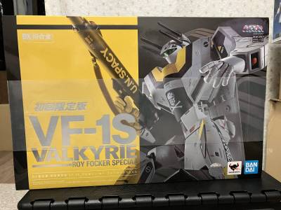 【未開封】 バンダイ DX超合金 初回限定版 VF-1S バルキリー ロイ フォッカースペシャル ＋スーパーパーツセット