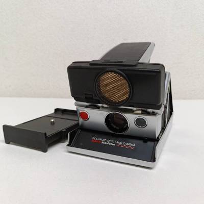 C924-180 Polaroid ポラロイド SX-70 LAND CAMERA SONAR AutoFocus インスタントカメラ