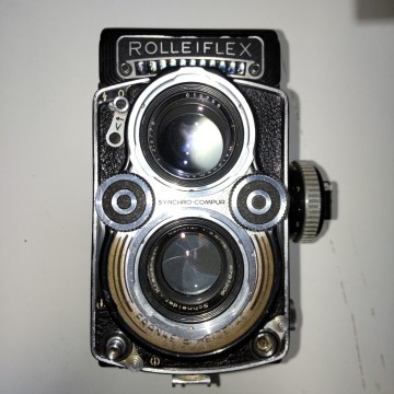 ローライ ROLLEIFLEX ローライフレックス 二眼レフカメラ DBP 3.5F 2213021 DBGM Xenotar 3.5/75 ジャンク扱い Rollei