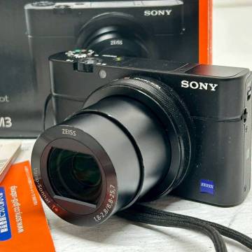 【SONY ソニー】デジカメ Cyber Shot DSC-RX100M3 良品 箱一式付き 動作確認済