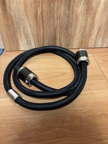 FURUTECH Alpha PS-950-18 電源ケーブル