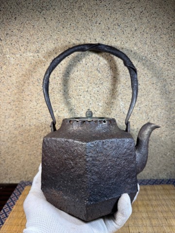 釜師　宮崎寒稚　六角　捻り取手　江戸時代　鉄瓶 煎茶道具