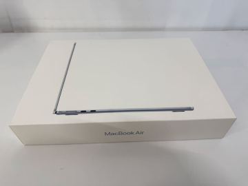 Apple Mac Book Air 2025 13インチ M4 10コアCPU 8コアGPU SSD256GB メモリ16GB SKY　MC6T4J/A　A3240　未開封品 限定保証期間内