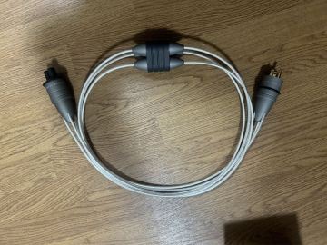 High Fidelity Cables Reveal 電源ケーブル　1.6m HFC cable