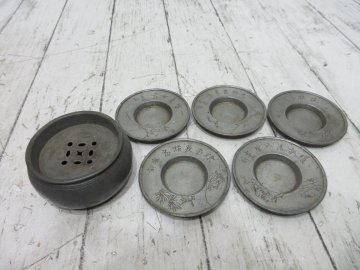 １円　時代　洋換　 煎茶道具 中国 錫 古錫 建水 茶溢し 重量 214g 古錫 円式 茶托 五客揃 點銅 径 8cm 総重量 198g 【星見】