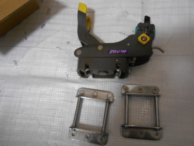 ★FRV　ロッドキーパー　１点＋予備のベース付き　中古品　①（検）ダイワ　スノーピーク　 (Snowpeak) 　 ボートセット　 RH-170