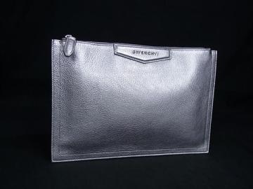 1円 ■美品■ GIVENCHY ジバンシィ アンティゴナ レザー クラッチバッグ セカンドバッグ ハンドバッグ レディース シルバー系 FV6451