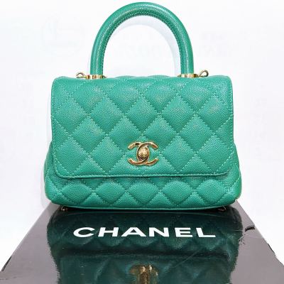 シャネル CHANEL ココハンドル19 マトラッセ XXS トップハンドル