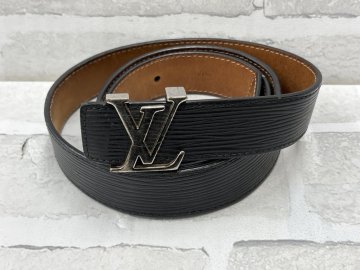 ◎Louis Vuitton ルイヴィトン エピ サンチュール LVイニシャル ベルト ノワール M9604 TW218546