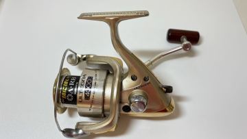 1円スタート シマノ アルテグラ 4000 SHIMANO ULTEGRA シーバス ヒラメ 遠投 泳がせ 鯉 堤防 磯 オールド OLD スピニングリール