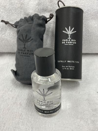 # Parle Moi de Parfum パルル モア　トータリーホワイト　オードパルファム　50ml 香水