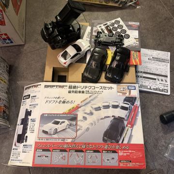 ドリフトパッケージナノ プロポ付き！！すぐ遊べます　ジャンク　超絶ドリテクコースセット 縦列駐車篇 日産フェアレディZ NISMO ホワイト