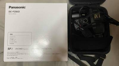 ほぼ未使用品！デジタルカメラ Panasonic LUMIX DC-FZ85D（オマケ付き）