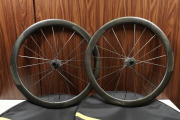 ○MAVIC マビック COSMIC ULTIMATE DISC シマノ11/12s対応 クリンチャー チューブレス カーボンホイールセット 美品 ONIベアリング