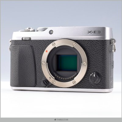 1円～ FUJIFILM フジフィルム X-E3 ボディ シルバー おまけボトムケース付き