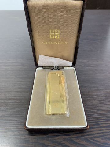 【M397100】 GIVENCHY ジバンシー ガスライター 喫煙具 ゴールドカラー 喫煙グッズ ヴィンテージ ジバンシィ
