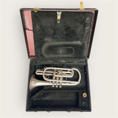 T620-O53-2107 Schilke シルキー コルネット XA1 50767 管楽器 BLACK HILL 5A マウスピース/ハードケース付き OA