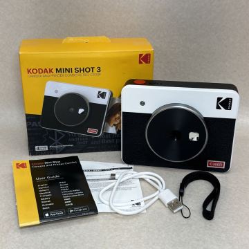 W4 - 14 ）動作確認済み　KODAK コダック C300R ホワイト Mini Shot 3 Retro 4PASS 2-in-1 インスタントカメラ フォトプリンター 中古
