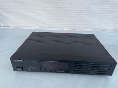 PIONEER パイオニア F-717 FM/AMチューナー通電OKジャンク