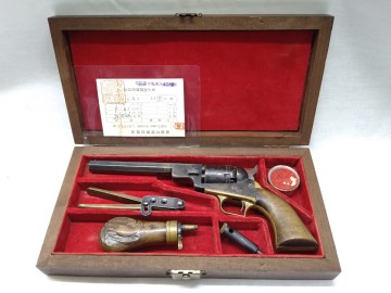 【売り切り】登録付 古式銃【コルト リボルバー 五連 cal.31】 動確OK ケース 火薬入他 付属品 管打式 シングルアクション