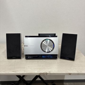 ONKYO オンキョー CD /MD オーディオ機器 ミニコンポ FR-T1 (音はCDのみ確認しました)