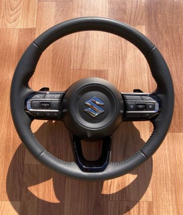 スズキ　スペーシア　MK54S ステアリングとホーンスイッチカバーセット