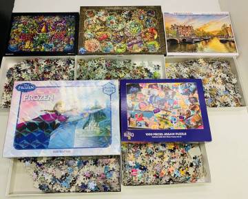 【ジャンク】 ジグソーパズル ドラクエ DISNEY ディズニー 夕暮れのアムステルダム アナと雪の女王 FROZEN SING2