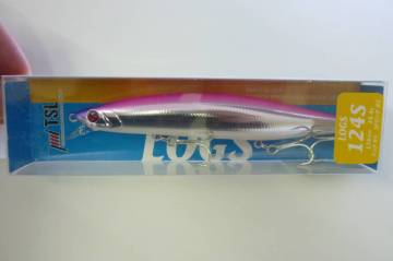 【未開封 未使用】 バスデイ ログズ　１２４S Bassday サワラピンクグローベリー