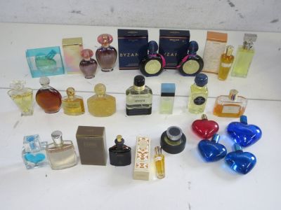 J2073-0000 ROCHAS BYZANCE LUMIERE GUERLAIN champs Elysees MITSOUKO ブルガリ ライオンハート など 香水 まとめ 現状品1@名古屋