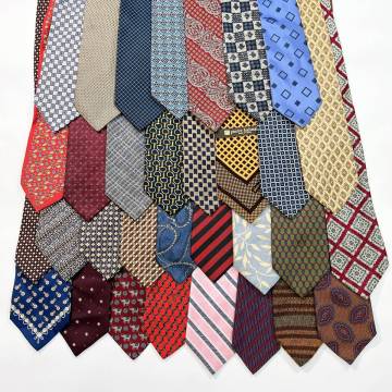 ネクタイ まとめ 32本セット メンズ 通勤 パーティ リメイクにも 大量 業販 ハイブランド デパート ブランド シルク 紳士 服飾小物〇1951y