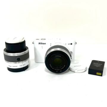 【動作未確認】Nikon 1 J2 ニコン ミラーレス一眼カメラ NIKKOR 10-30mm VR デジタルカメラ デジカメ ホワイト ITANO62V4DGK A123