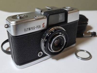 OLYMPUS PEN S オリンパスペンS 3㎝F2.8 ハーフサイズフィルムカメラ 整備済美品 ソフトケース,フィルター,ストラップ付属 フィルムおまけ