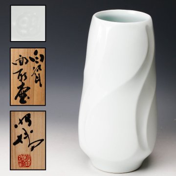 【佳香】人間国宝 前田昭博 白瓷面取壷 共箱 共布 本物保証