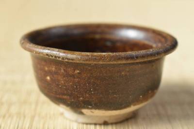 宋胡録　酒盃　スンコロク タイ・ビルマ 黒褐釉古美術品