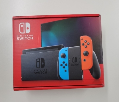 任天堂 Nintendo Switch ネオンブルー/レッド