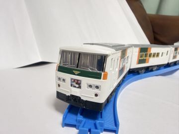 プラレール　185系　踊り子　湘南ブロック色